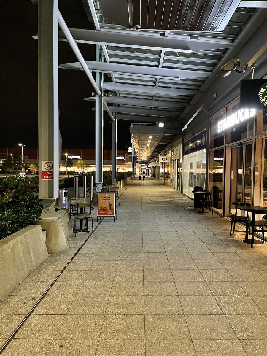 reedy1000's tweet photo. Late Sunday visit to @crownpoint Denton with it looking sparkling as ever. @IncentiveFM are proud to be #delivering https://t.co/AlASccf7fi