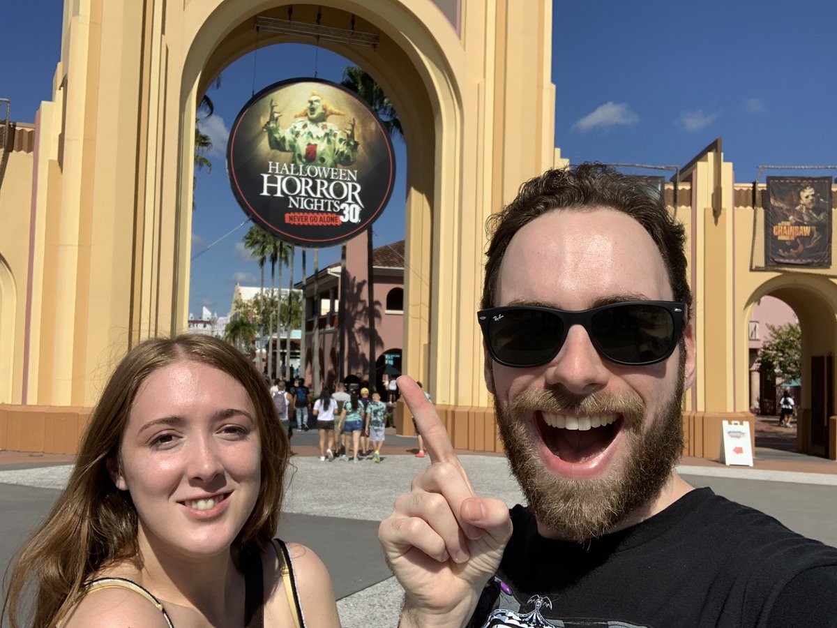 First night of my 10th year of HHN! Megan’s first time!! I’m so excitedddd 🎃🎃🎃🎃. #HHN30 #halloweenhorrornights #universalorlando