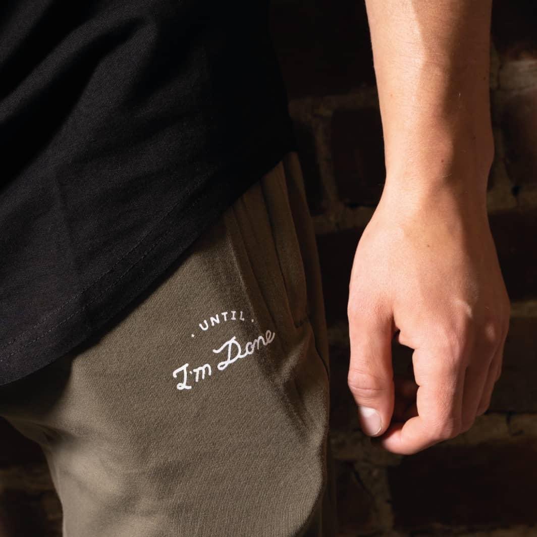 Until_im_Done's tweet photo. Once you try our Kahki Joggers, you'll never want to take them off💚

Stay tuned for our new drop tonight, at 6 p.m!!🔥 #jogging #comfortwear #sportsclothing https://t.co/shapE5Uq6W