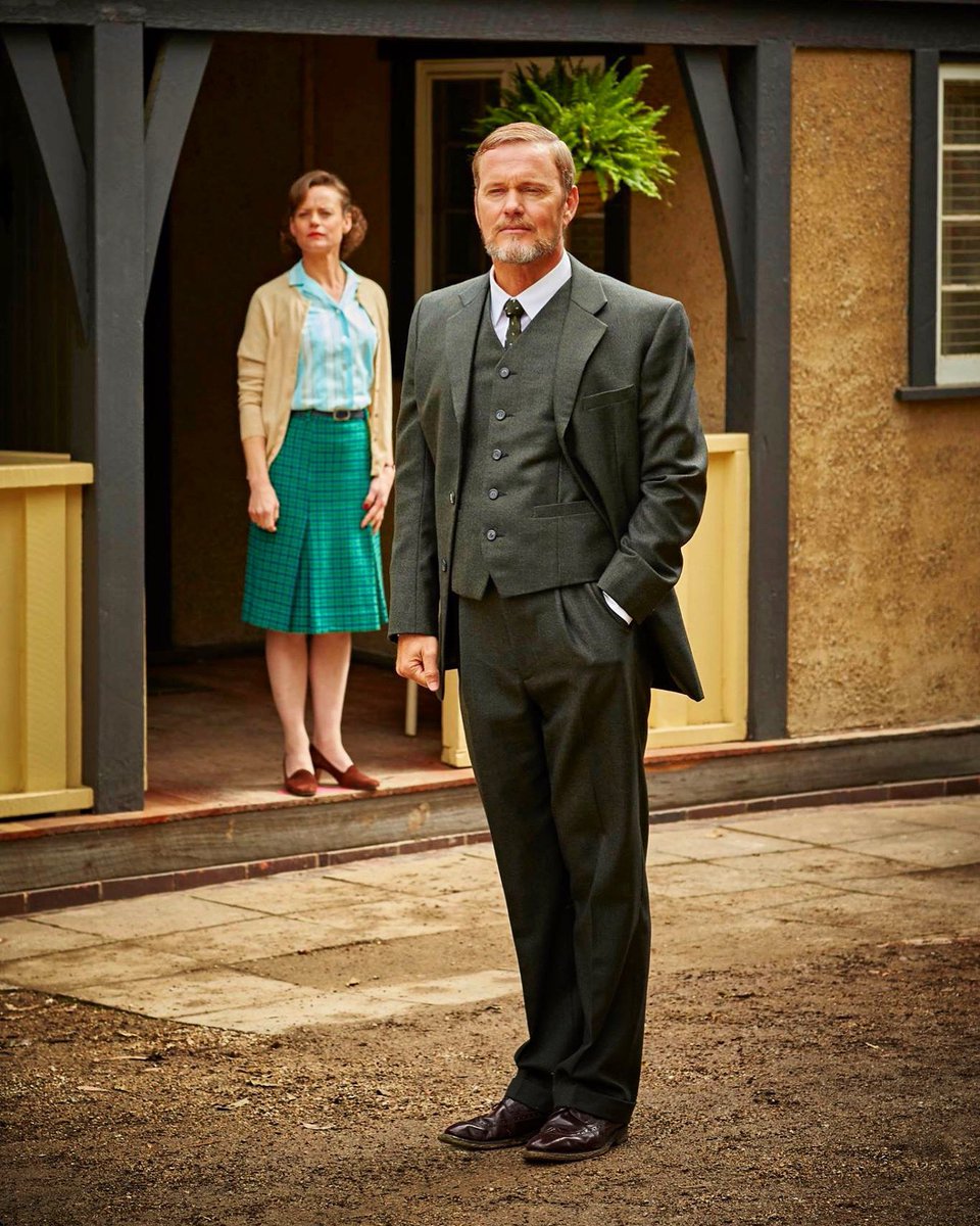 FansofDrBlake's tweet photo. Hungary #BlakeArmy! 🇭🇺🇭🇺🇭🇺
An episode of
#TheDoctorBlakeMysteries is on TV4 on Monday at 02:40.
Élvezd! 🕵️♂️
#craigmclachlan
@channel7 https://t.co/aiMZmPmbgk