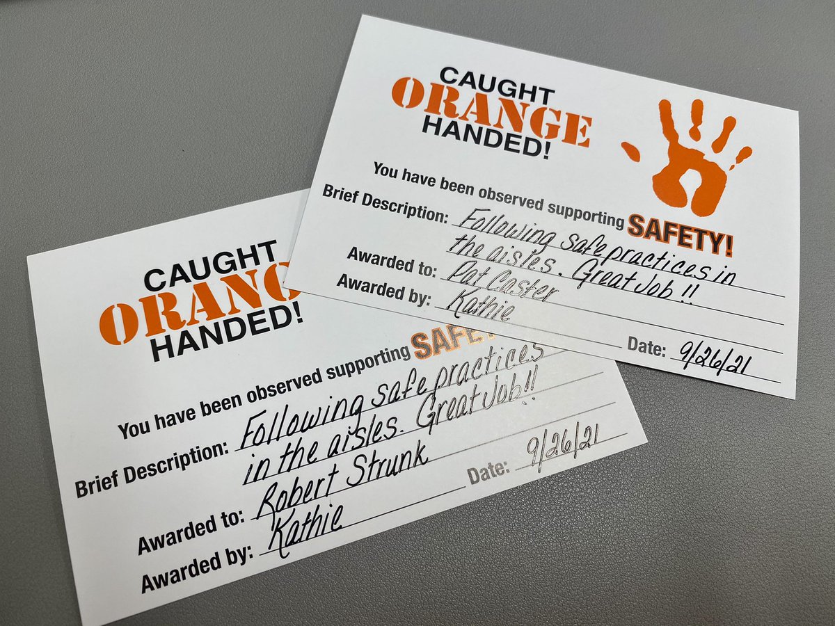 kattie57's tweet photo. These two never stop! Garden DS Robert & his dedicated closer Pat work hard and work SAFE! Gloves β
Masks β
& lifting close to home β
β
! Thanks you guys! #3206Strong #SafetySelfieNP @MCasemier @MattWorkmanTHD @Daddyz55 @KellyConnors7 @GarganoTom https://t.co/wQvmfZ5kyr