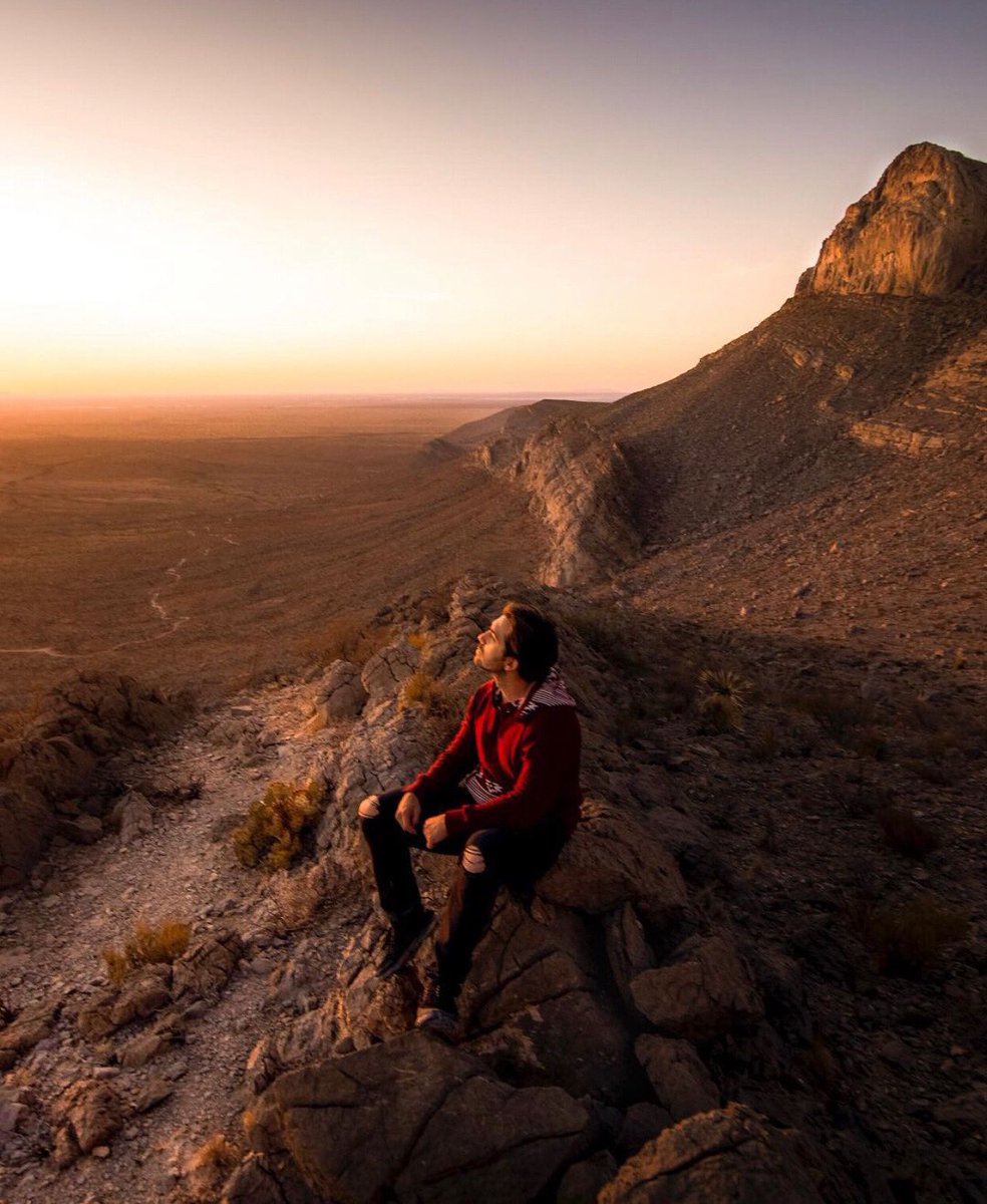 #CiudadJuarez esconde paisajes preciosos del Desierto de Chihuahua 🏜🔥 ¿Ya los conoces? 😍

📸 Diego Ares