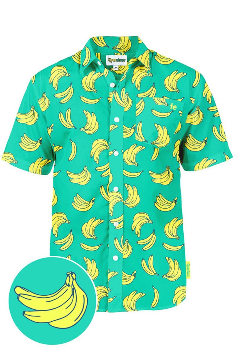 UNDERWRLDRULER's tweet photo. (   wearing one of these shirts  ) https://t.co/WIOQAKjHNO