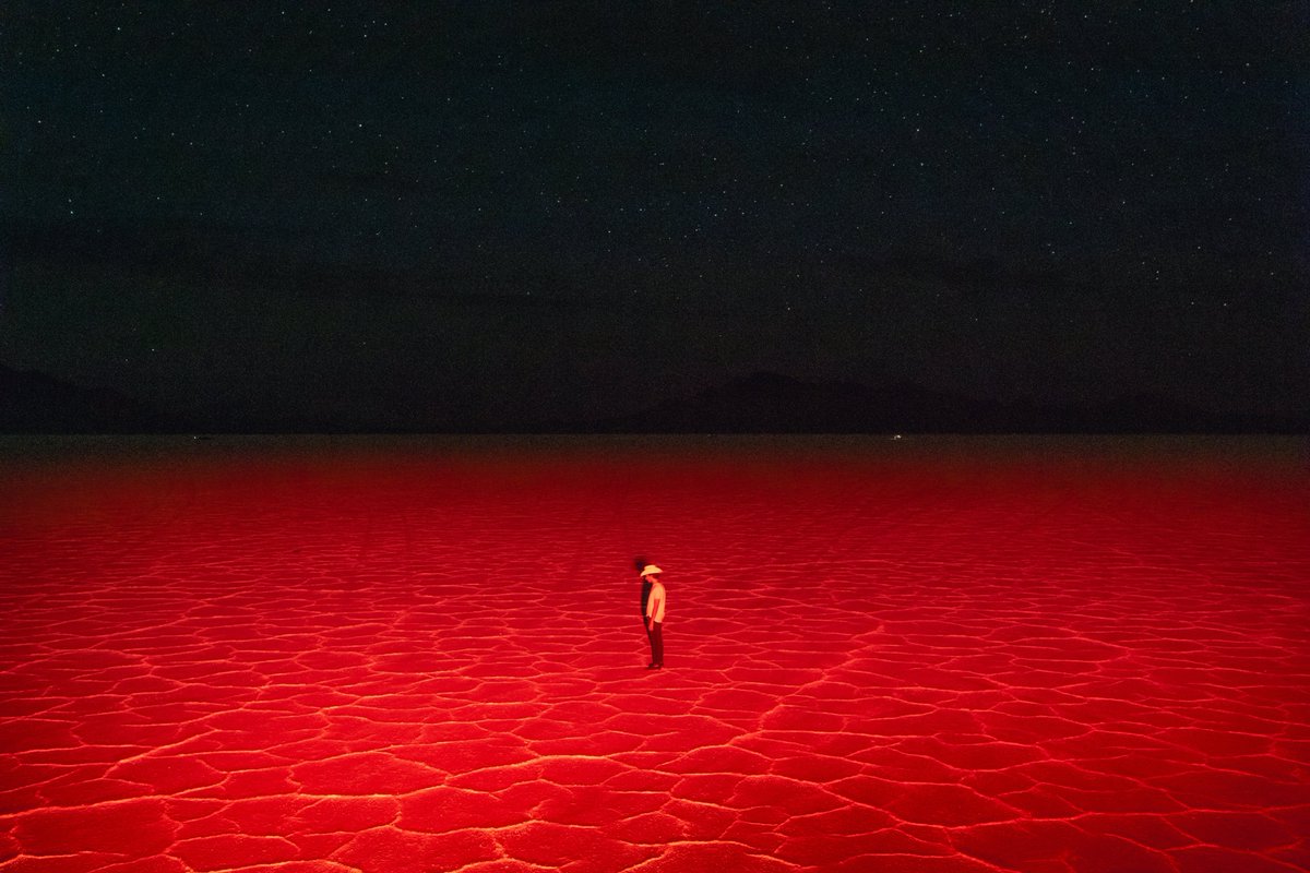 briscoepark's tweet photo. Some of my favorite red photos https://t.co/9I9hmENw3A