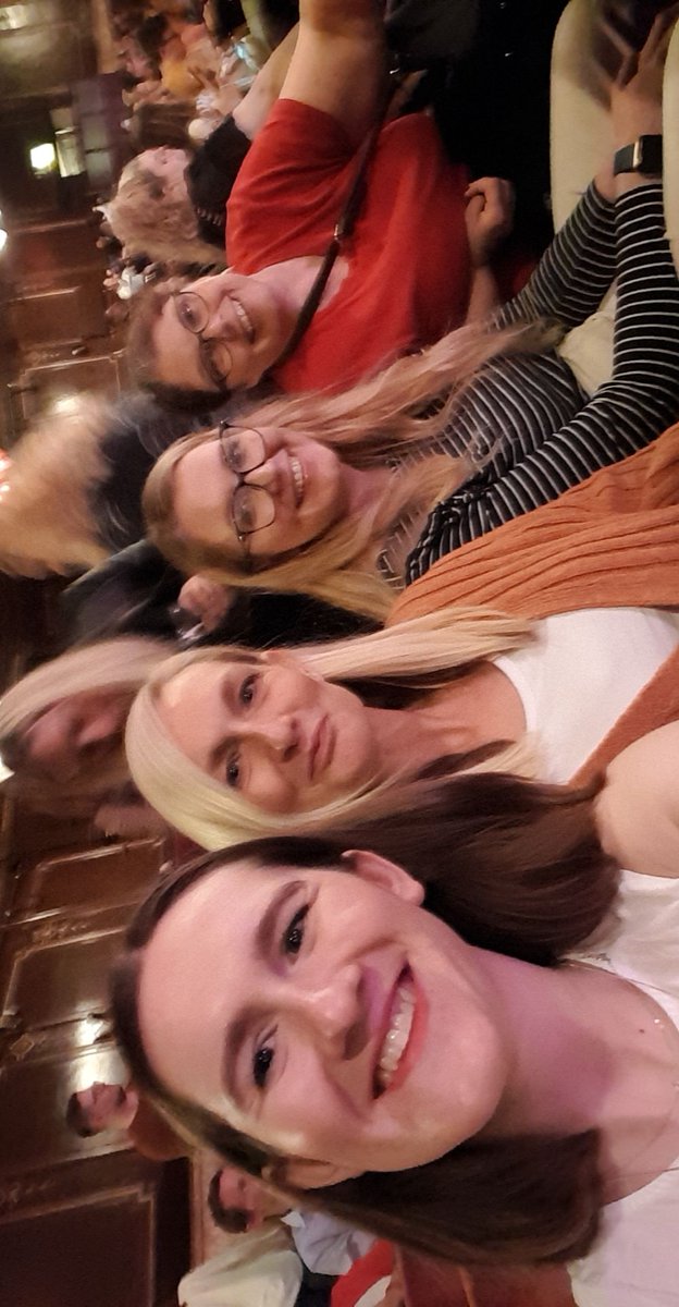 shellyb33's tweet photo. #SMApalladium https://t.co/mmBA6WGguL