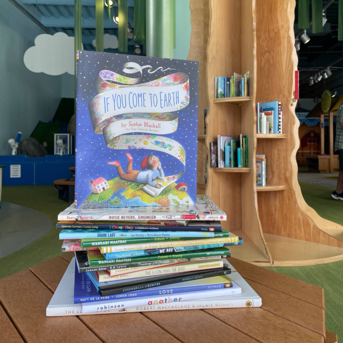 whitakercenter's tweet photo. Whitaker Center's Board of Directors Vice Chairperson Marsha Everton kindly donated these inspiring children's books to the Story Tree in KidsPlace. Visit us Friday or Saturday from 10 am - 2 pm to discover a new favorite with your child. 📚❤️ #STEAM #readtoyourchild #StoryTree https://t.co/BXOqA9tXQs