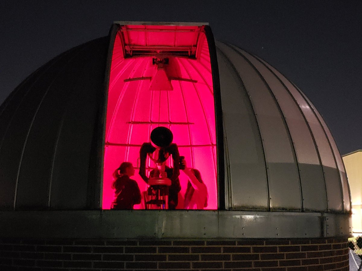 BioExplorations's tweet image. PCHS Observatory is AWESOME with the new telescope! @Activities_PHS @FielderStaff @d202schools
