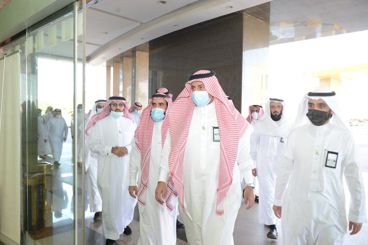 kkueduksa's tweet photo. شهد معالي رئيس #جامعة_الملك_خالد أ.د.فالح بن رجاء الله السلمي، صباح اليوم الأحد، عددًا من البرامج التي نظمتها عمادة الموارد البشرية بالجامعة احتفالا باليوم الوطني الـ 91..

#اليوم_الوطني_السعودي 
#هي_لنا_دار https://t.co/zdGn4t1h8T