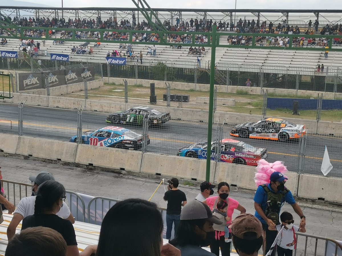 apazmartinez's tweet photo. Nascar Peak Series Monterrey gracias a @LogitechMex https://t.co/PTvva1IDkV