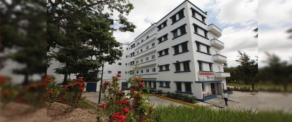 elPeriodicoDM's tweet photo. Ratas atacan a niños hospitalizados en El Algodonal - https://t.co/KxBV9x33pe #ElAlgodonal #Niños #Ratas https://t.co/tMQ1MB7Eor