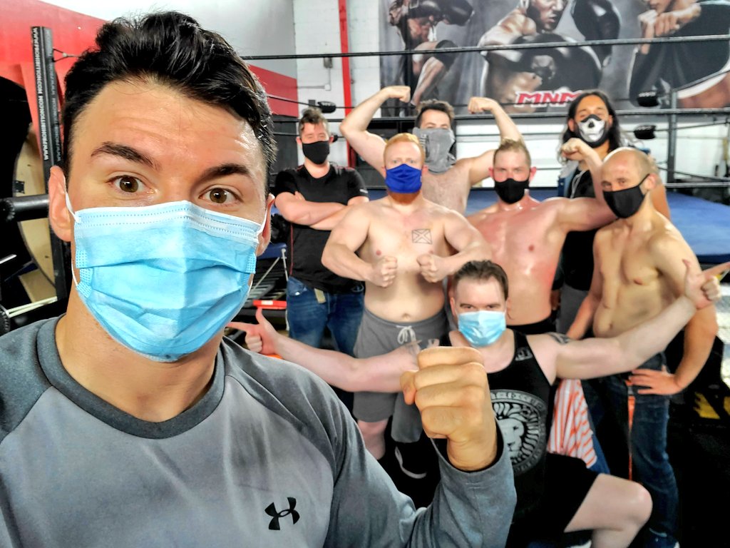 SpeedballBailey's tweet photo. SIIIIIICK TRAINING @IWSHardcore https://t.co/uQmRRJWJSA