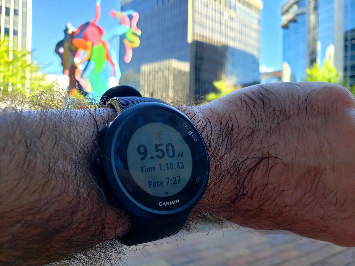 NOVA_Runner's tweet photo. Excellent weather for a 9.5-mile run in and around @RosslynVA
#fitness #health #cardio #running #workout #runVA #runonclouds https://t.co/M6trqPrZlX