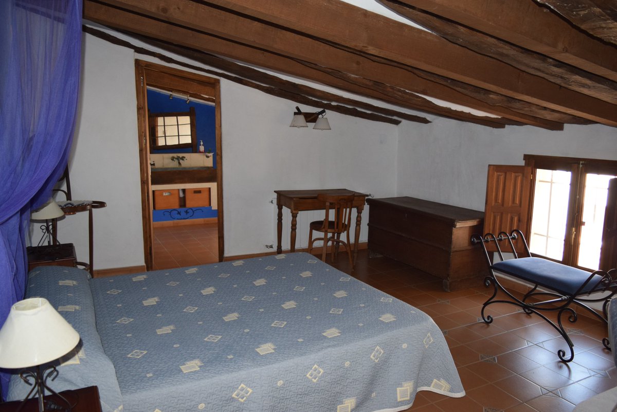 adelabernabeu's tweet photo. Todos tenemos un rincón" especial" y en nuestro la caso la cambra cumple, un rincón distinto,especial y que nos hace ser tan diferentes y es que en la casa rural #llanolaquintanilla nos gustan las cosas diferentes, bien hechas, ven a visitarnos,te sorprenderá.
#turismoruralespaña https://t.co/JkCxo8H6Bc