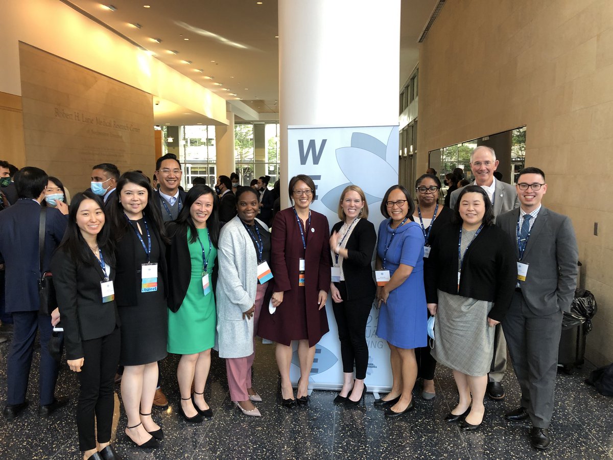 Fantastic to see @MedicalCollege students, residents, & faculty @AsianAcadSurg mtg! Congrats to outgoing Pres @tracyswangNYMKE, Pres-elect @isteaus, and new Program Cmte member #bonniechow! Missing in pic: @anaikothari #tinayen @SDreamMD (masks briefly off for photo only)