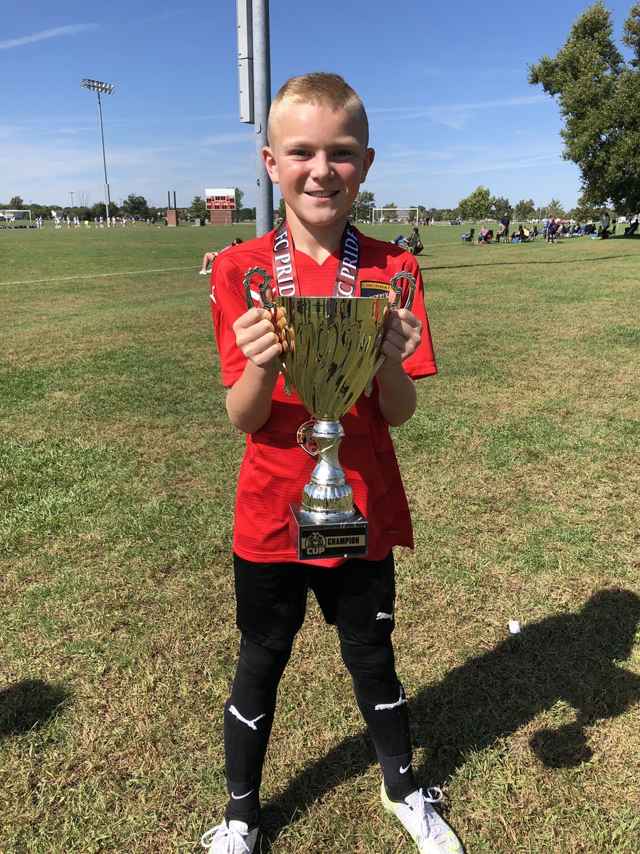 Coach_KT's tweet photo. Congratulations on a 4-0 finish this weekend, 2011 @CincyUnitedCUPB Black! #FCPrideCup π https://t.co/jbCLifY44c