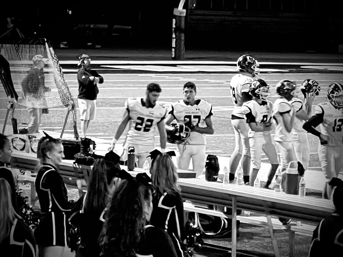 PetronaciSamuel's tweet photo. My brother has been on my team from day one #AintNothinChanged ๐๐๐ #SeniorandJunior #15MonthsApart #22 #87 #BeastMode #GoHardOrGoHome #NJFootball #hsfootball #njcom https://t.co/bwT5I3d2jU