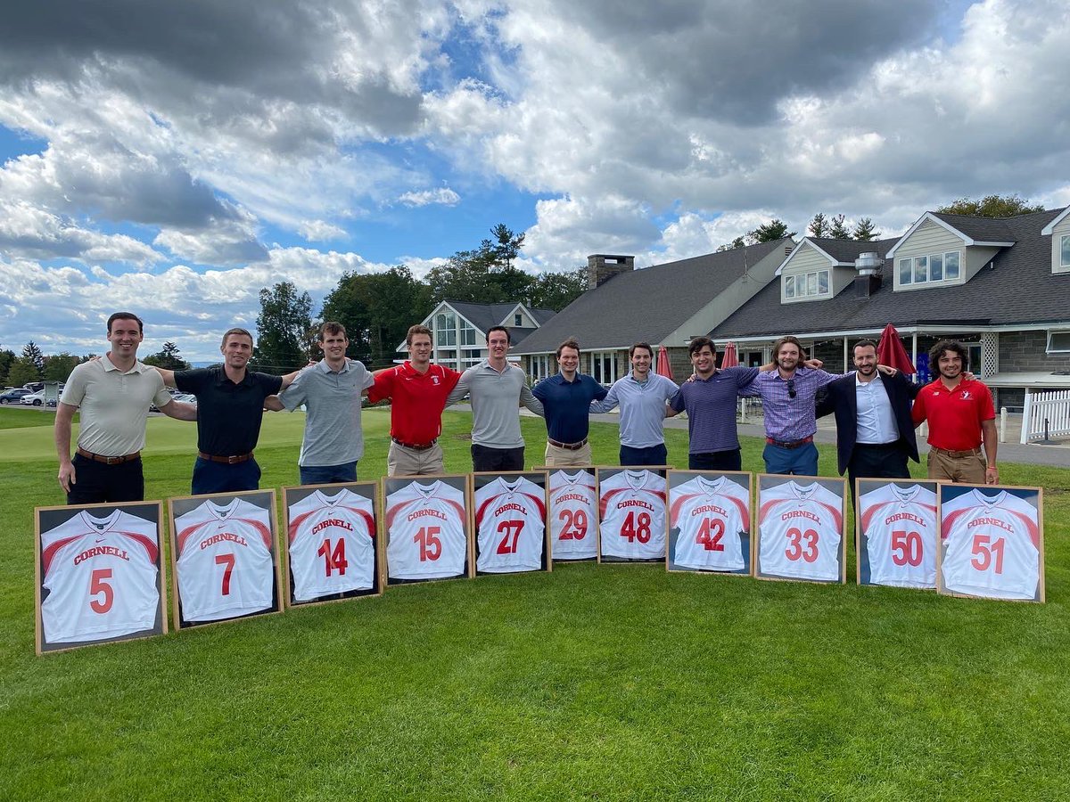 CornellLacrosse's tweet photo. Another amazing alumni weekend concludes with with our team banquet. Congratulations to the classes of ‘20 & ‘21, the individual award winners from those classes, & thank you to the Keepers of the Watch. #family #tradition #together #bigredbeauties #keepersofthewatch #WD>WS #LGR https://t.co/OW9XHQUCCh
