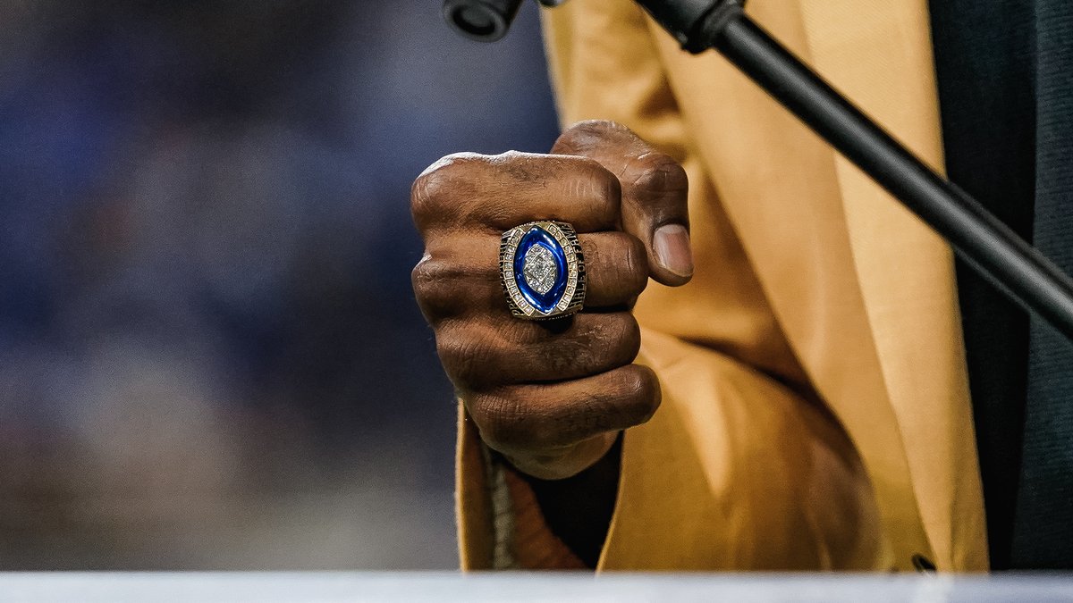 Lions's tweet photo. Simply the best.

@calvinjohnsonjr https://t.co/2LMsAlUwPj