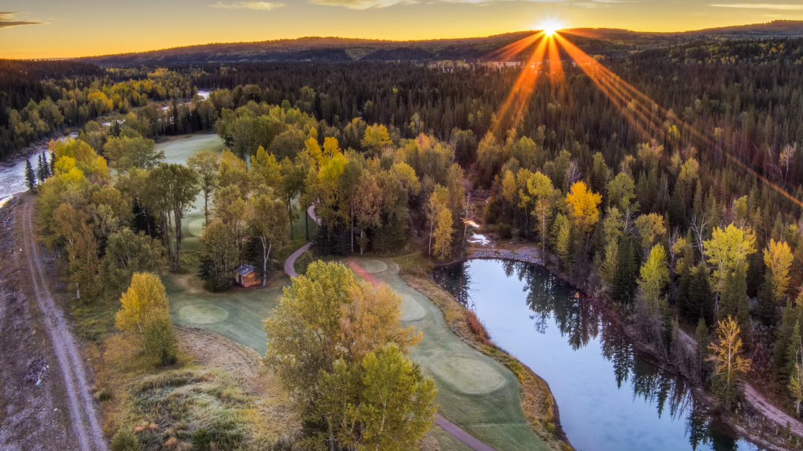 proredwood's tweet photo. The greens are done and growing in nicely before winter.  Next year will be amazing!  Photos by @Dynamic_Vision https://t.co/I4S9Uj2hnh
