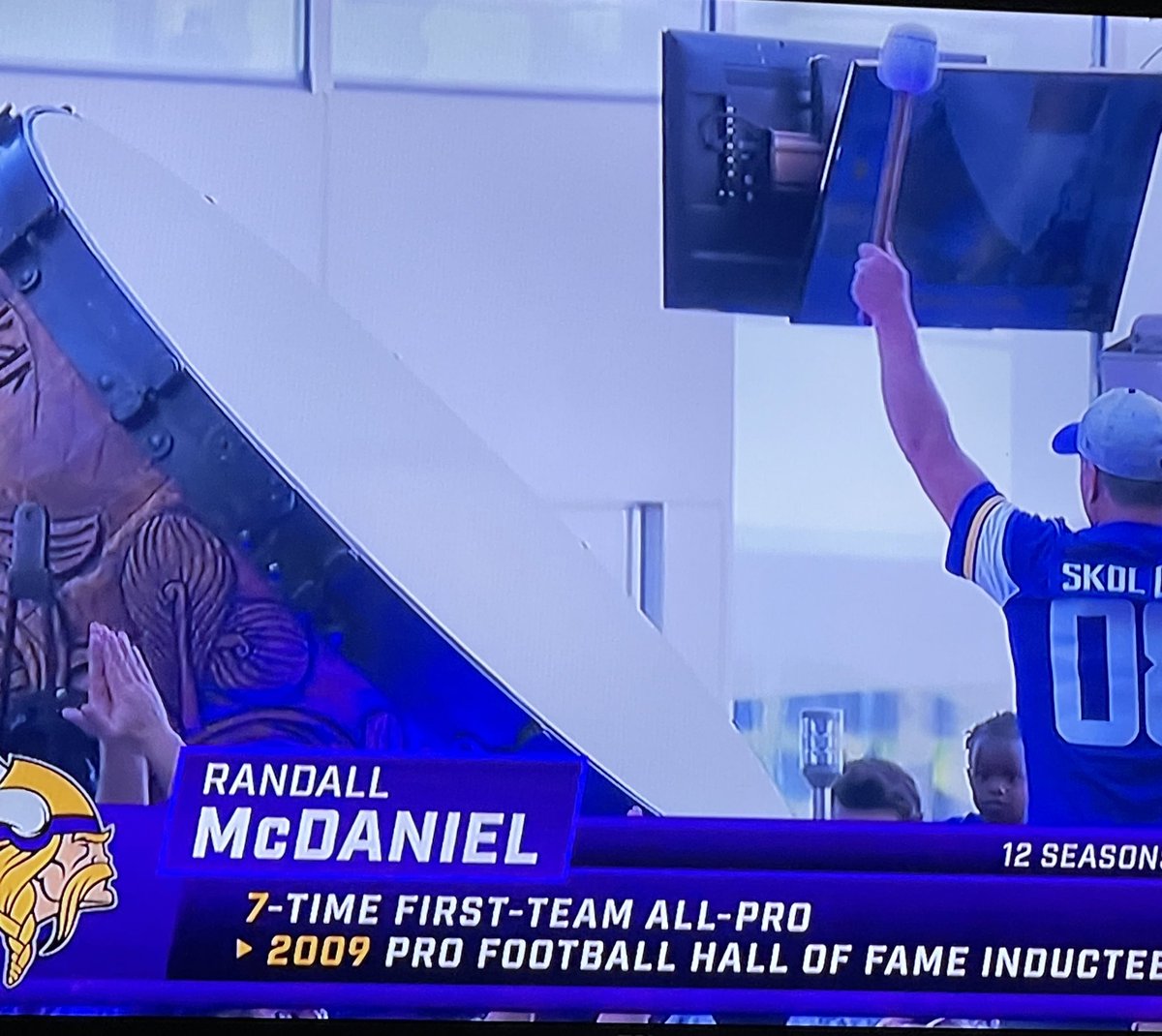 DrGarcia4SB's tweet photo. Thereโs some good @AZAvondale representation hyped for the @Vikings today. ๐
#RandallMcDaniel
@EversonGriffen
Me https://t.co/2ie8IGy1J1