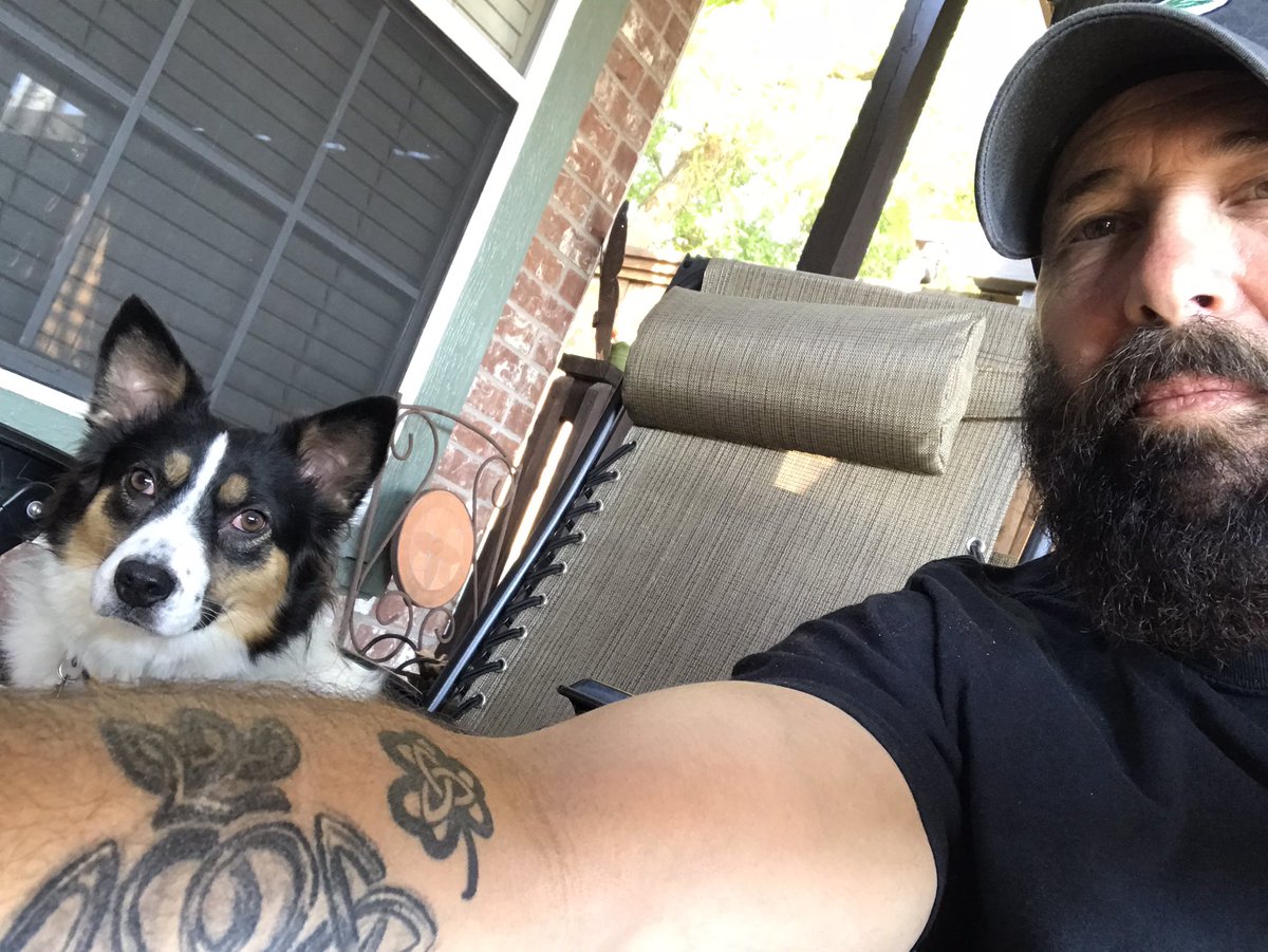 leadjoem's tweet photo. #usarydercupwinners Sunday watching with my golf partner Sally May! #usausausa! #teamusa #teammatter #boom https://t.co/TW6upruEwS