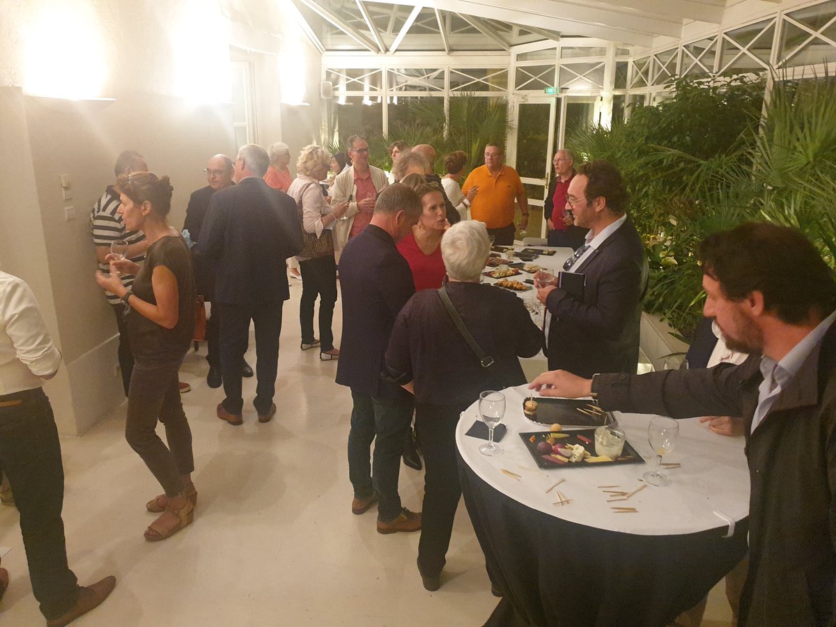 #RR2021 #accélération #Emploi
55èmes Rencontres Réseau !
Grâce au jeu #RETEA, animé par <a href="/fbercegeay/">bercegeay franck</a> et <a href="/Pom3Valerie/">Valérie Cailliez</a>, nous avons conforté nos pratiques de #réseautage... avant un cocktail sympathique, comme d'ordinaire.
Bienvenue aux futurs #bénévoles !