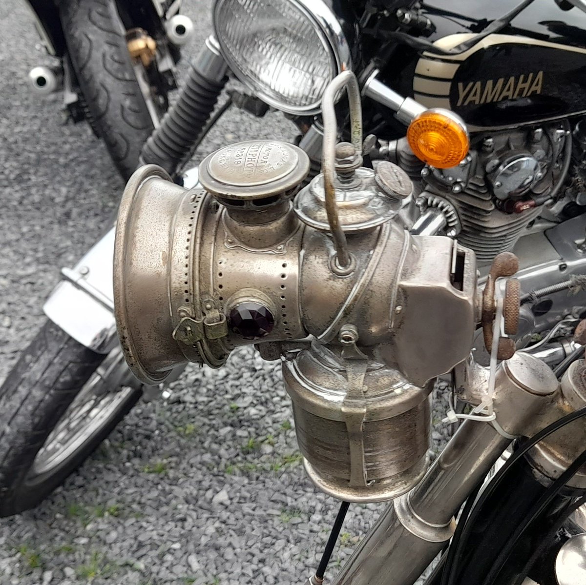 BulldogBDX's tweet photo. I suggest we have a delightfully #watercooled #ScottSunday Because it's not often you see one of these but when 2 turn up that's a cause for celebration. Look at that headlamp and speedo drive...😍😍😍 https://t.co/oQhkGdERql