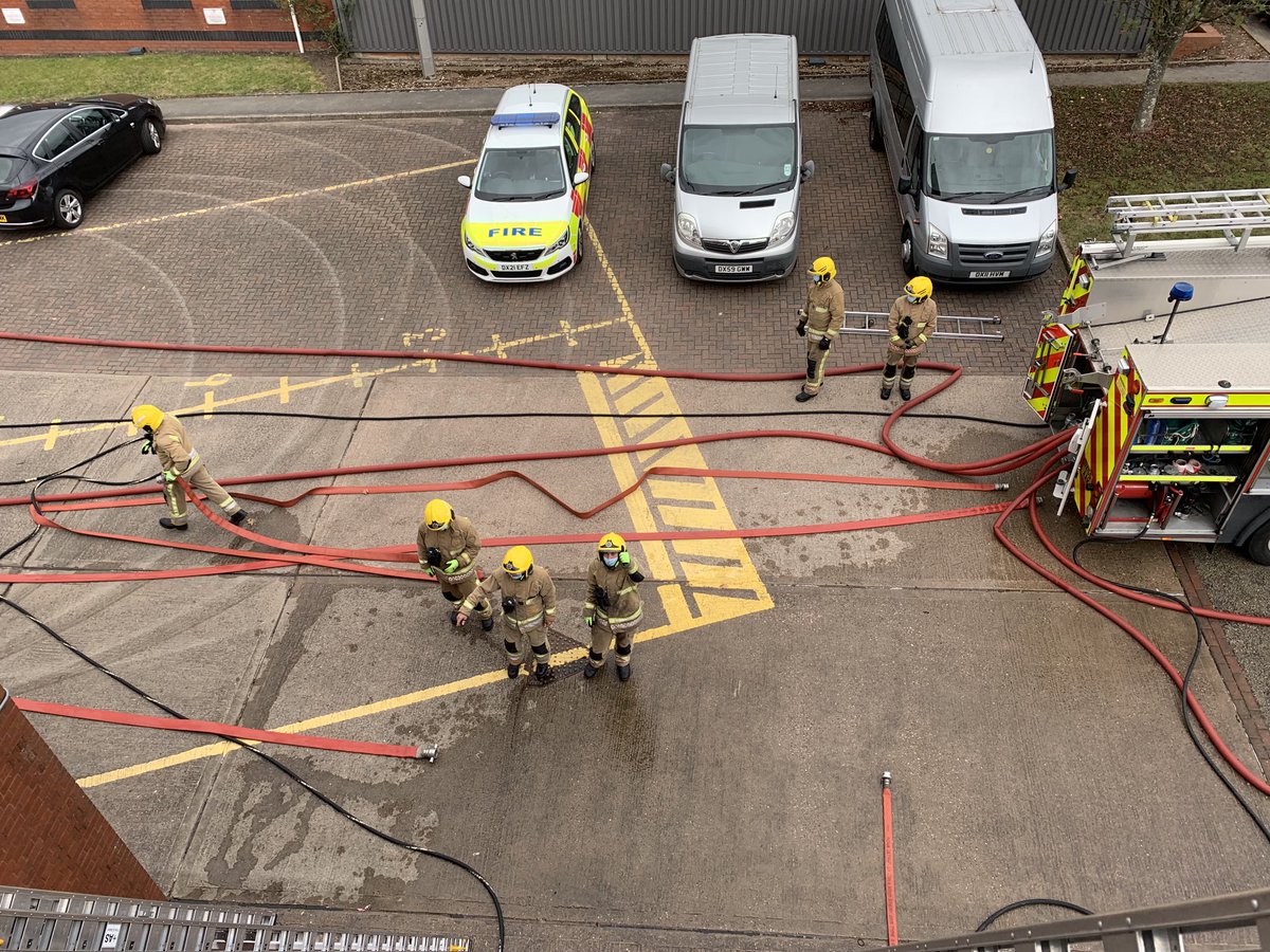 Our new recruits ⁦<a href="/StaffsFire/">Staffordshire Fire and Rescue Service</a>⁩ working hard this week with pumps and ladders. Great attitude and effort from all involved! Proud to be a small part of it 💪🚒