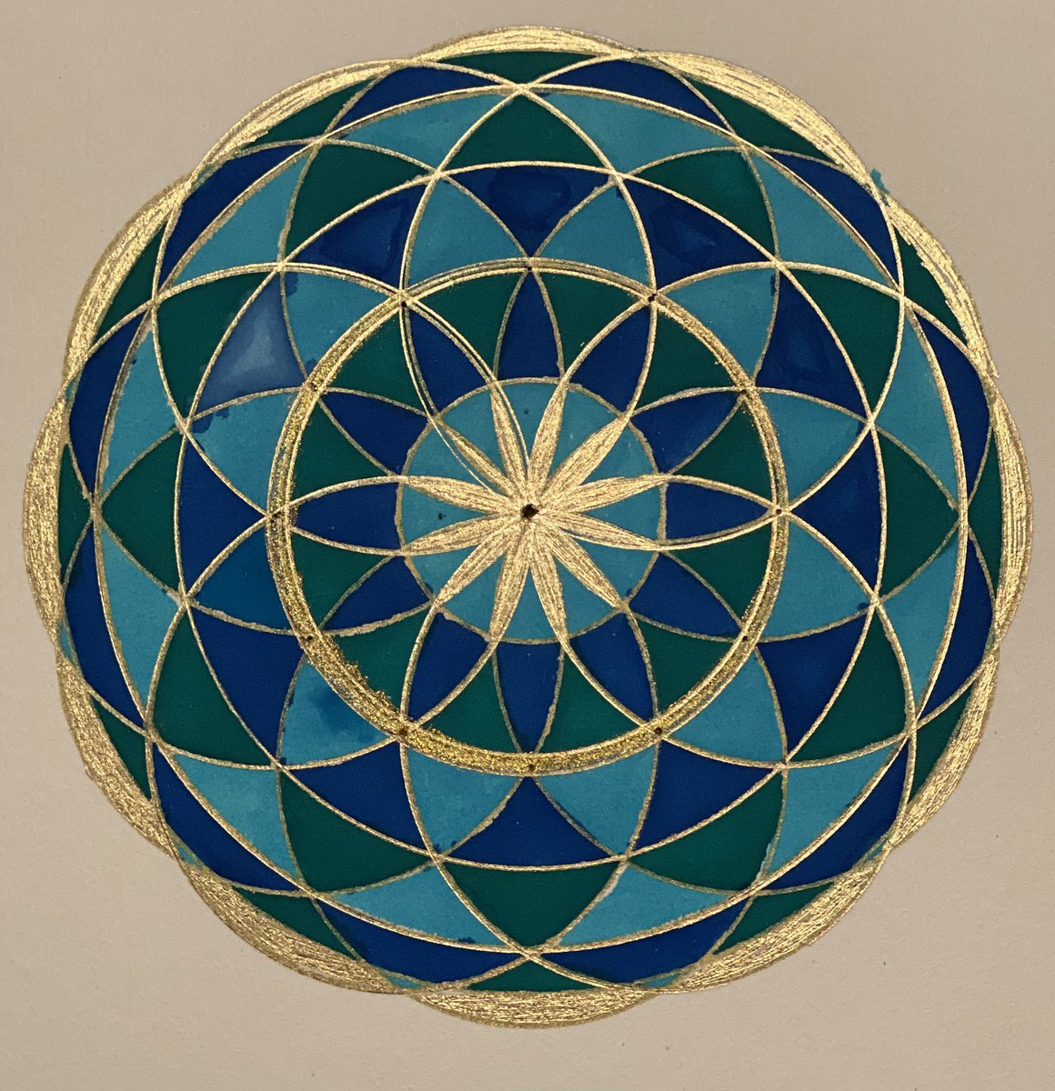 DawnHath1964's tweet photo. Week 2 of @c0mplexnumber Geometric Art Course. Love using the metallic pen and the watercolour brush pens. Need to get a bit neater now! #circlegc #circlesgc https://t.co/zn4uPPii0S