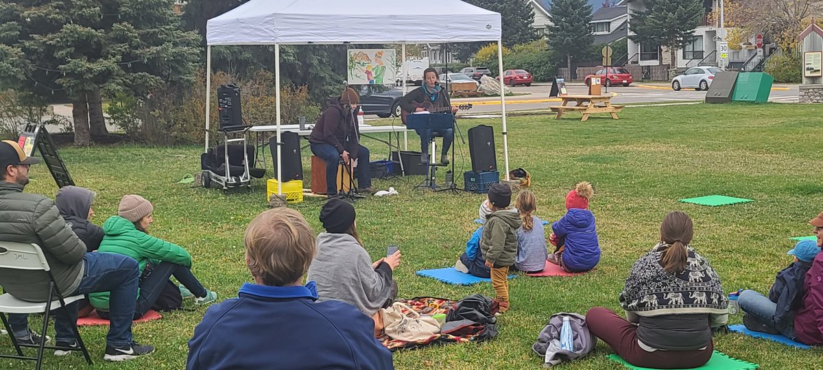 jasperhabitat's tweet photo. The sun may not have been shining...but that didnt stop us from enjoying some music and readings by Jasper artists! #ABculture #culturedays #ABmusic #ABfrancophone #ABlibraries https://t.co/wcl9YAul35