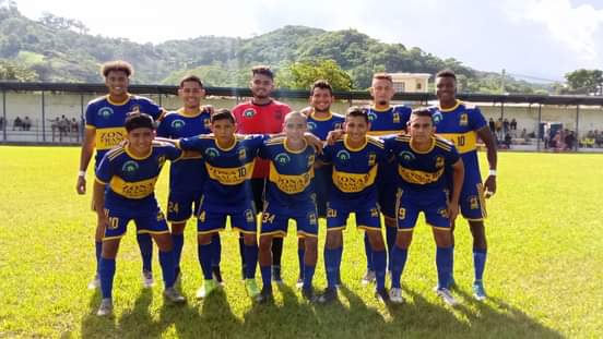 Comienza el Partido en Armenia
Racing JR 0-0 11 Lobos