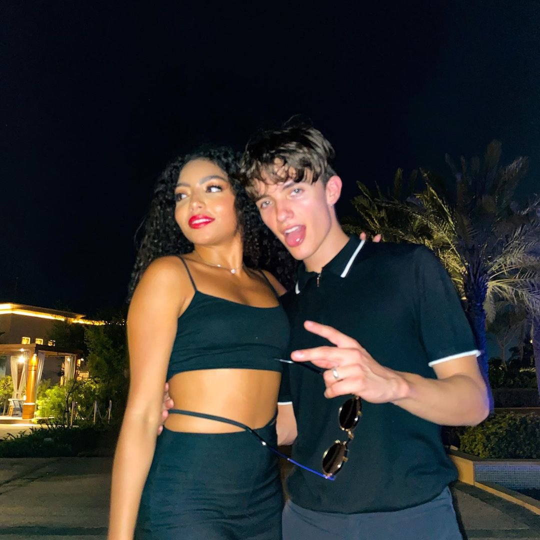 NUrreaBR's tweet photo. Ele estava tão lindo nesse dia! 🖤

📷| Any Gabrielly via Instagram. https://t.co/EQKkJ3o7ov