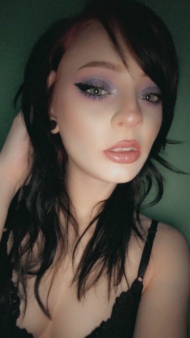 Hope everyone has a magical day ✨💫 https://t.co/AlOUQxac8K<a href="/tag/newprofilepic"class="tags"><span>#newprofilepic</span></a>