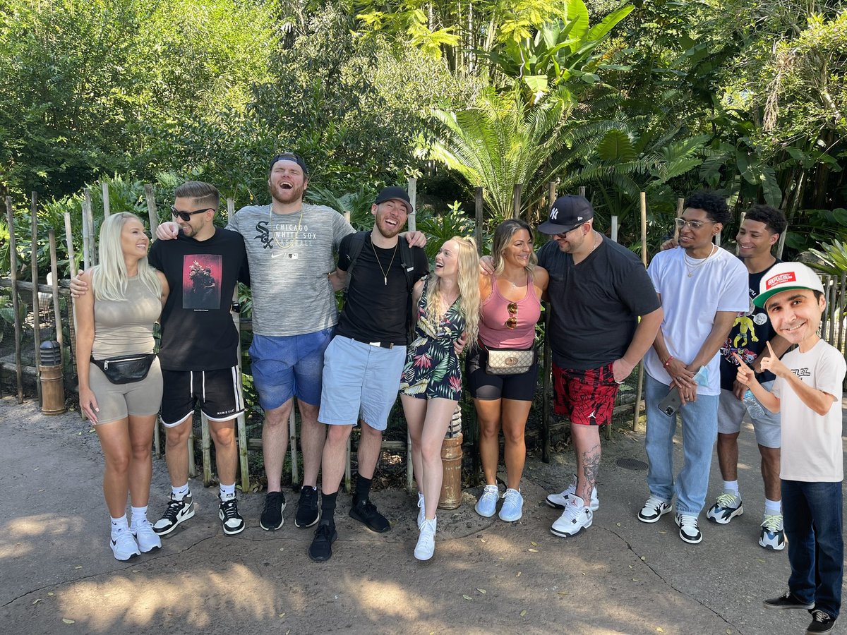 summit1g tweet media