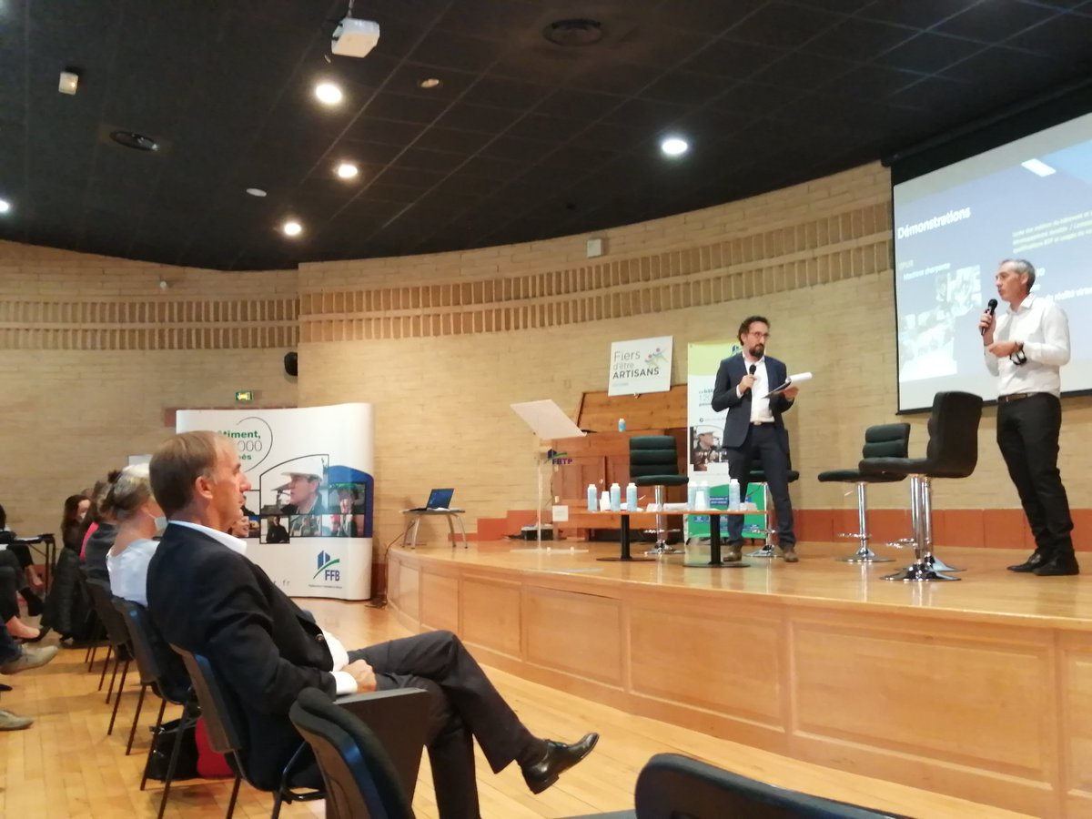 CampusBTPNumOcc's tweet photo. Vendredi avait lieu l'AG de la @FBTPAriege ou les sujets de transitions énergétique et #Numerique ont été abordées. L'autre préocupation des entrepreneurs du secteur est l'#attractivité des métiers. Le campus et ces partenaires sont là pour travailler ces sujets avec vous. https://t.co/wlJP4fAOmG