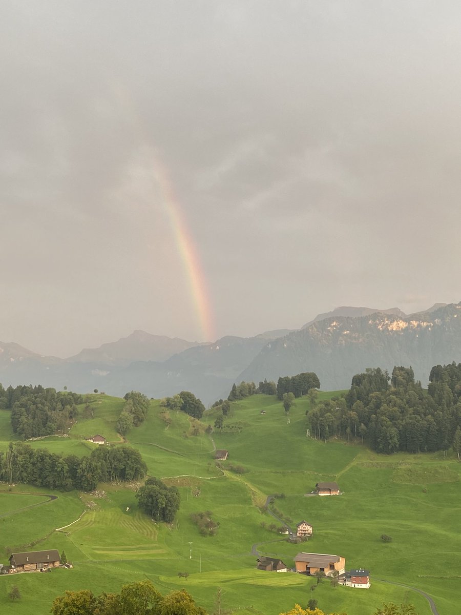 LuxeTiffany's tweet photo. Magical #Switzerland. #LuxeCH https://t.co/011ve2MMim