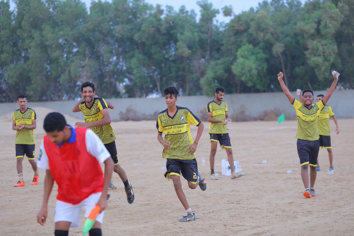 almamlakhclup's tweet photo. 📸| مقتطفات من المباراة الختامية 
#العميد_الرعد
#بطولة_المملكة_الرباعية
على كأس #اليوم_الوطني٩١ https://t.co/dTKDA2DeSa