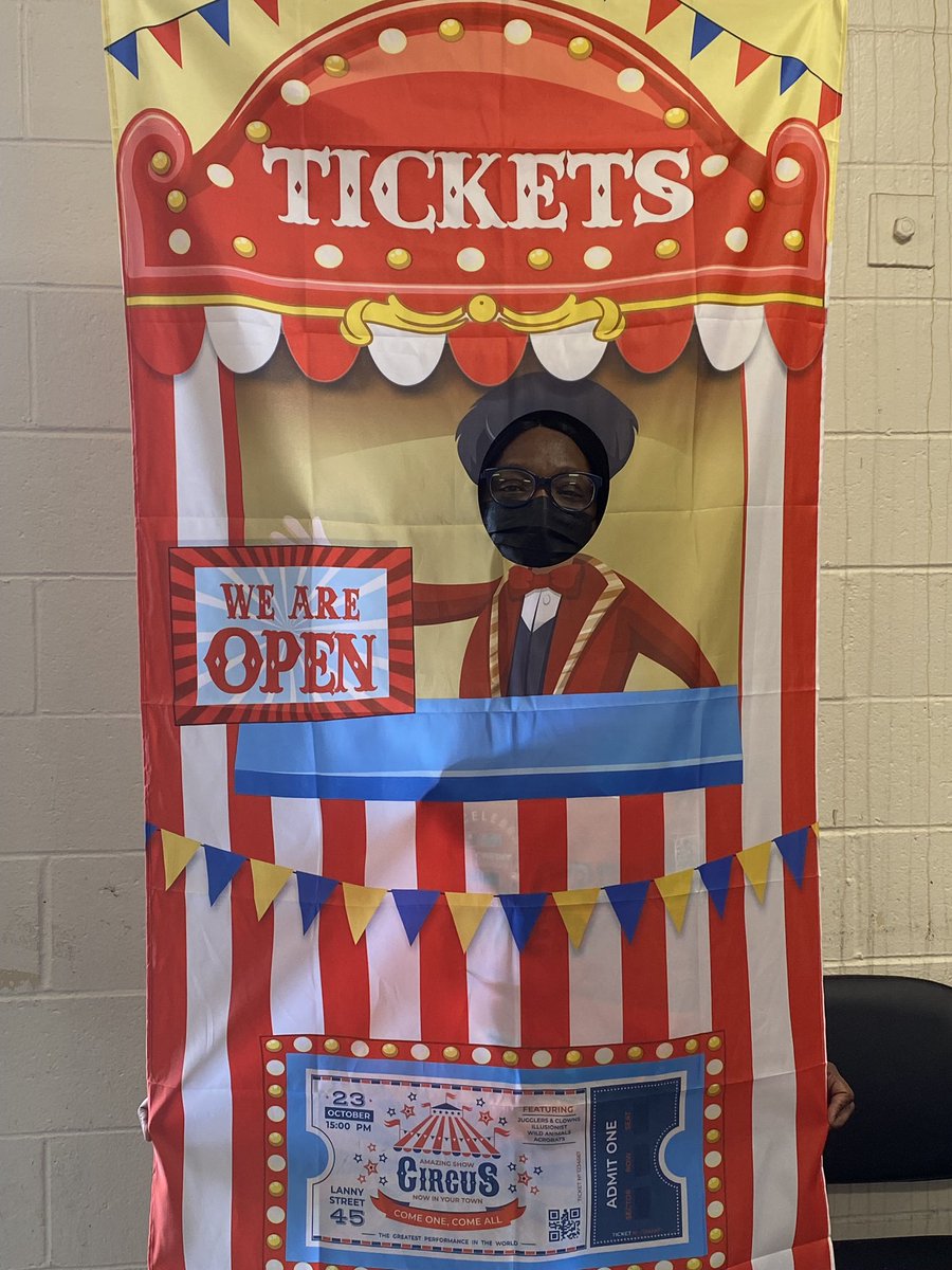 2665Asds's tweet photo. Wrapping up Success Sharing weekend with some yummy carnival snacks! @BrendaKearney4  @ChrisYoungHD https://t.co/bA5t11moUo