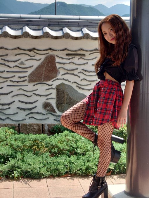 Twitterのコスプレ画像17