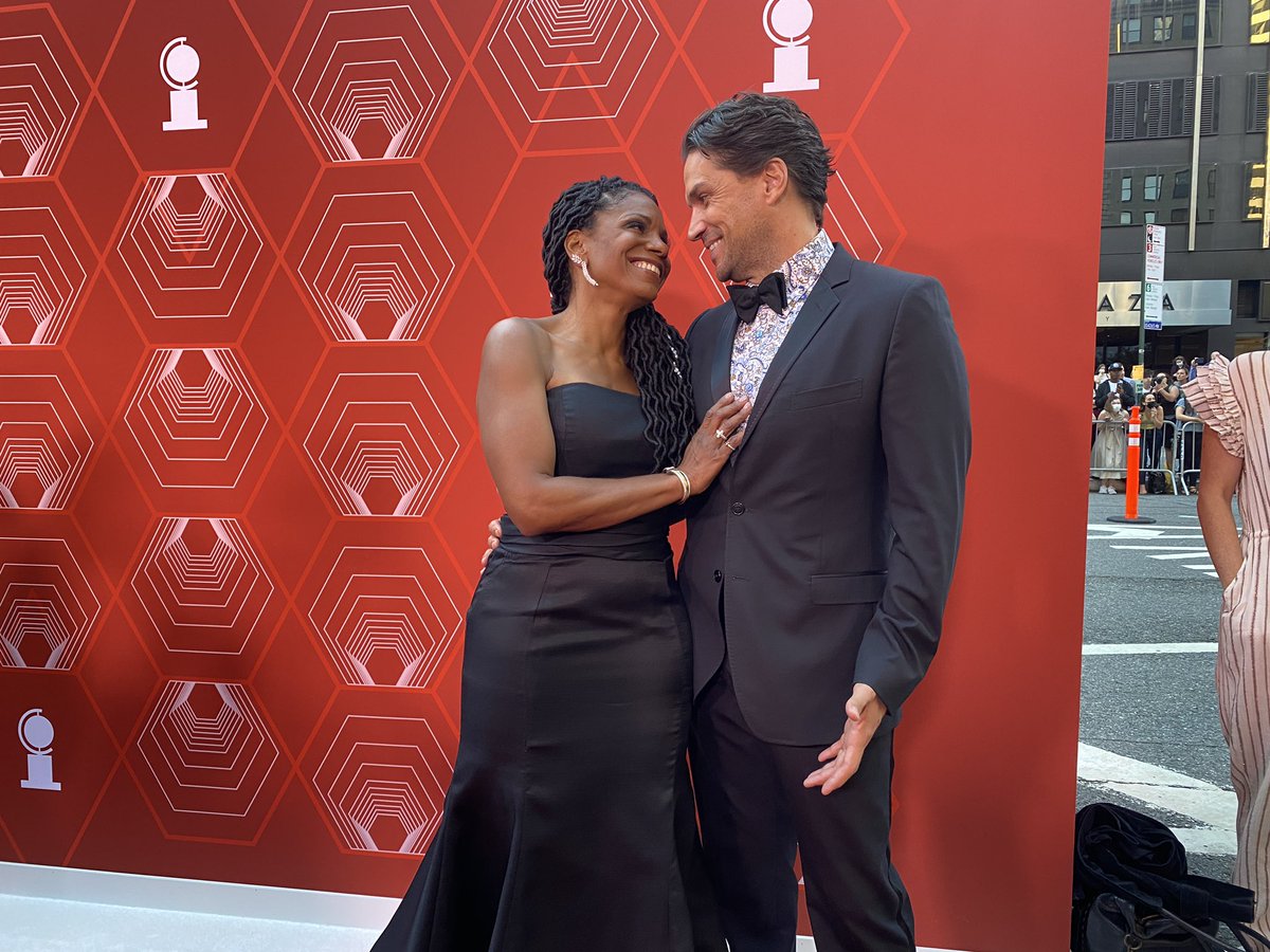 Name a more iconic couple 😍
<a href="/AudraEqualityMc/">Audra McDonald</a> <a href="/thewillswenson/">Will Swenson</a> #TonyAwards
