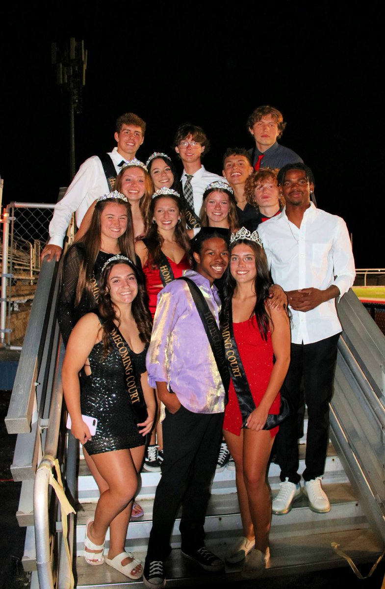 FHSYearbookMI's tweet photo. We want your pics from the HOCO dance! Link in bio. 🕺💃 https://t.co/trCHkATEZb