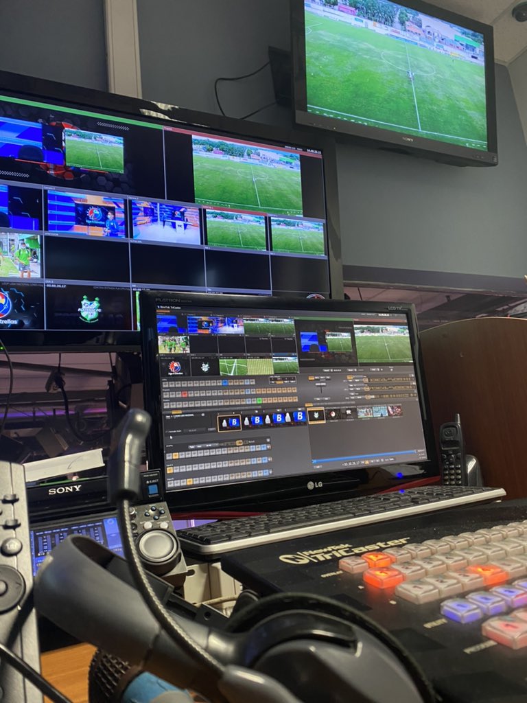Remero20's tweet photo. Vamos con la #Liga5Estrellas! 

@DeportesTVC EN VIVO desde Puerto Cortés, partido por la Fecha #11, con 2 equipos en condiciones muy distintas:

🦈 Platense vs Lobos UPN 🐺 

📺 Canal 5 @el5hn 
🎙 @sorlandoponce 
🎙 @nestorcruzc 
🎙 @ocarloshn 
🏟 @TanyaRodri07 

Acompáñenos! https://t.co/FdphhUJEie