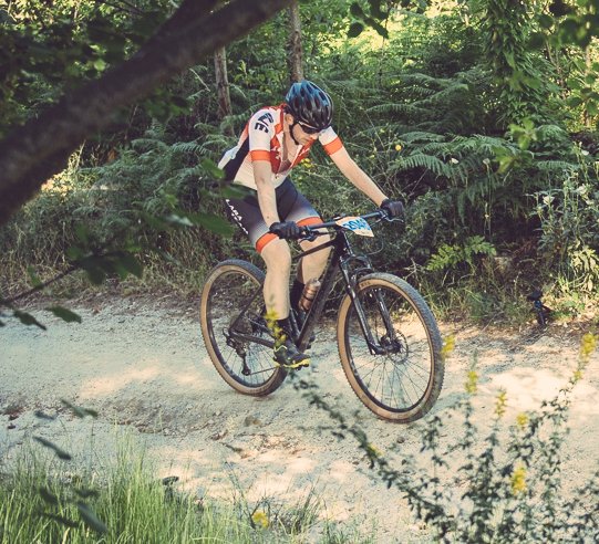 larateam_mtb's tweet photo. El 27 de Junio el @larateam_mtb estuvo presente con la participación de @sergioll82 en el #cactusmtbchallenge2021. Gran carrera en Miraflores de la sierra. Próxima parada #transcimas en Santa María de la Alameda. @rubenvl_86 @tiotiolara #mtb #btt #ciclismo https://t.co/eheZD9VVx9