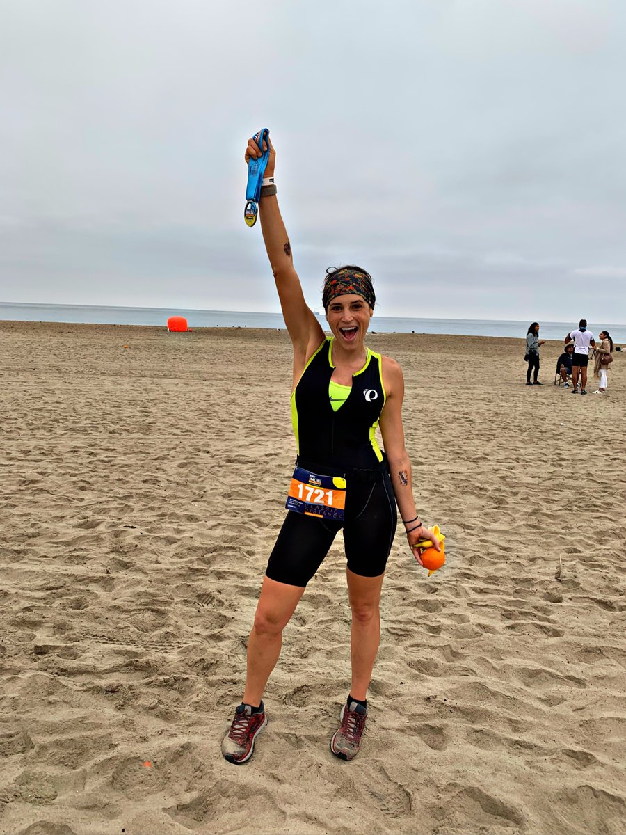 BrouttierMs's tweet photo. And just like that, your girl got 6th place in her first ever Malibu Triathlon! Not a bad way to spend a Sunday! #teamBCSD @DowntownDragons https://t.co/jQvyCGCoRG