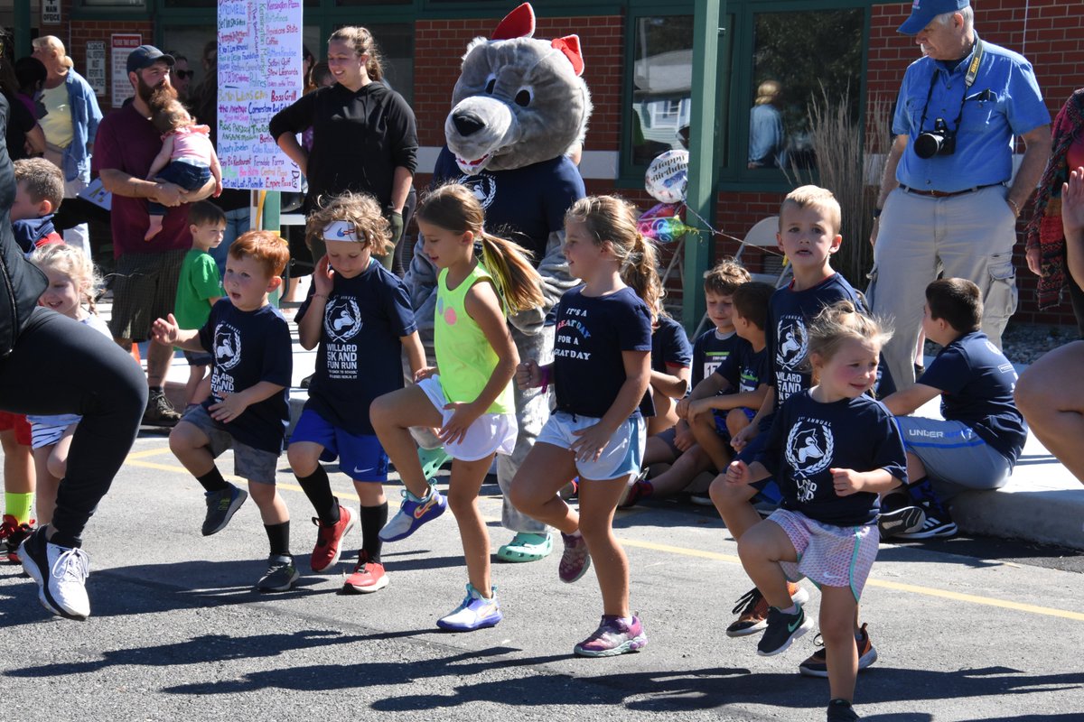 Willard_School's tweet photo. What can be better! Bringing the Berlin community together for a 5K and Fun Run to support Willard School. Thank you to the PTO Grade 5 Committee for coordinating this event and the MANY community members that supported it. We are grateful! #WillardPride #AmazingPTO #BerlinPride https://t.co/MYbVx7Faht