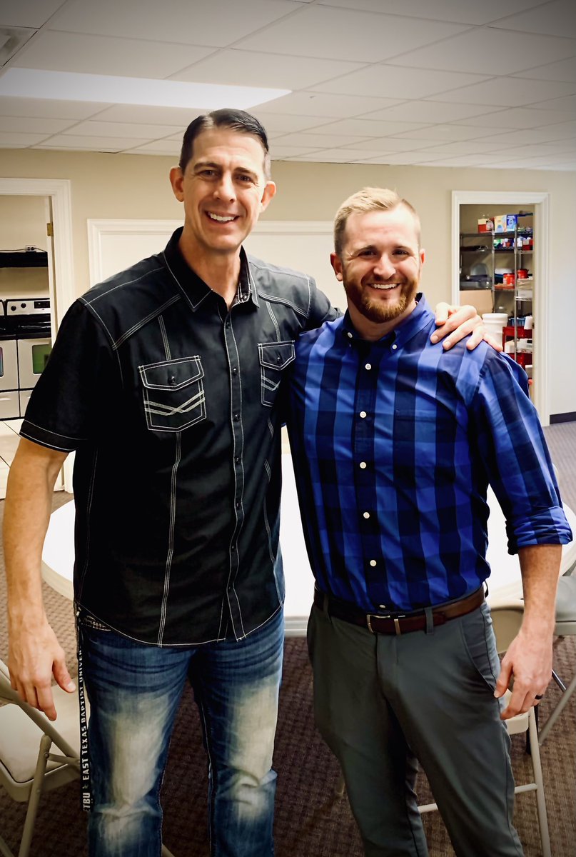 clovell33's tweet photo. Appreciate Shawn Smith the Pastor of Immanuel Baptist Church in Marshall, TX for hosting the ETBU Men’s Basketball Team @ETBU_MBSK today bringing a strong word and feeding us some really good food!  #etbuhoops #linked #bigpicturestuff https://t.co/1L7RW8dkHL