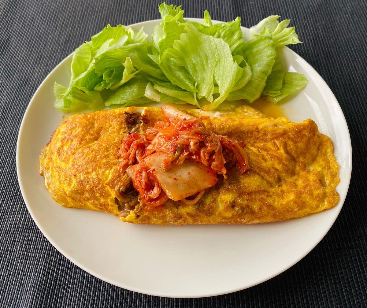 meat3eggs's tweet photo. 糖質制限に、良質な栄養たんぱく質は不可欠です。
肉（牛、豚、鶏、羊）
魚（生魚、焼魚、缶詰）
たまご
乳製品（チーズ）
大豆（豆腐、納豆、枝豆、油揚）

たんぱく質は多いほど言い訳ではありません。粉末プロテインを使用には、過剰摂取に要注意。

https://t.co/THFKSXzMFk https://t.co/xKoFzyT7dl