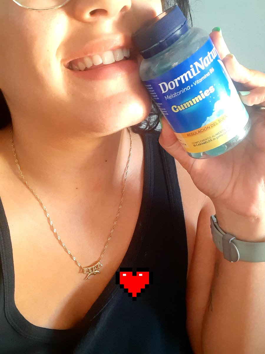 triroluna's tweet photo. Gracias a @trnd_es estoy probando;
DormiNatur GUMMIES,es un complemento alimenticio que contiene melatonina y vitamina B6. Se presenta en caramelos de goma con sabor a fruta.
#CuidamosElSueñoQueTeCuida  #DespiertaBienConDormiNatur https://t.co/qjz5jYfi3w