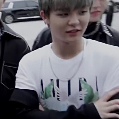 JIHOON 지훈 ジフン
#JIHOON #지훈 #ジフン  #트레저
<a href="/treasuremembers/">TREASURE</a>