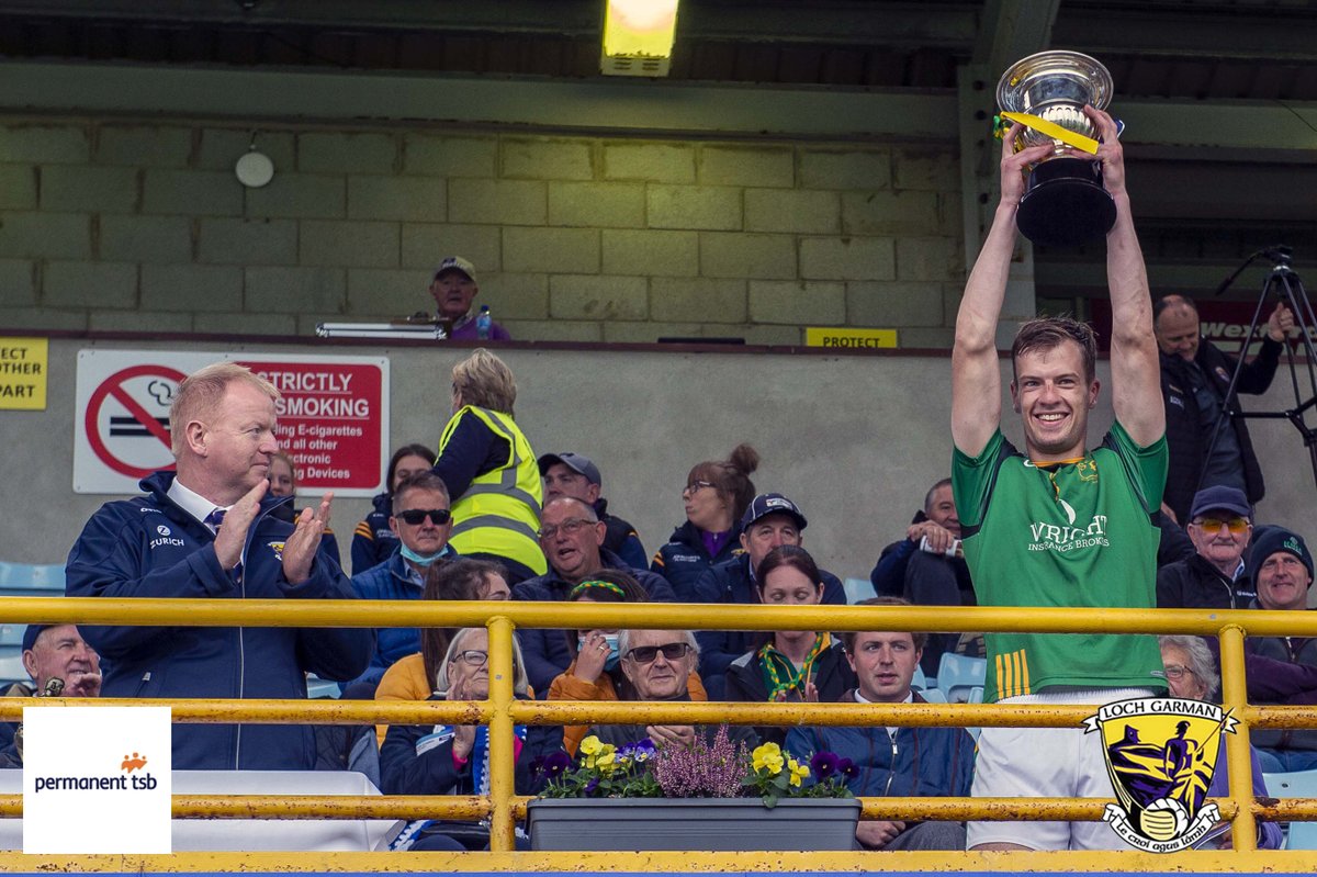 OfficialWexGAA's tweet photo. @OfficialFintans See off a challaging @OylegateGAA to capture the @permanenttsb Junior A Hurling Championship today in @ChadwicksIE Wexford Park 0-17 to 1-9 https://t.co/Q8WckoPGhE